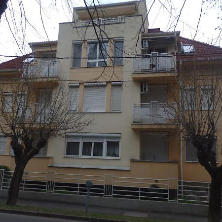 Zoe Apartman Hévíz Εξωτερικό φωτογραφία
